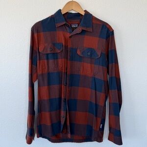 Patagonia Blue Orange Flannel Long Sleeve Button Down Mens Size Small